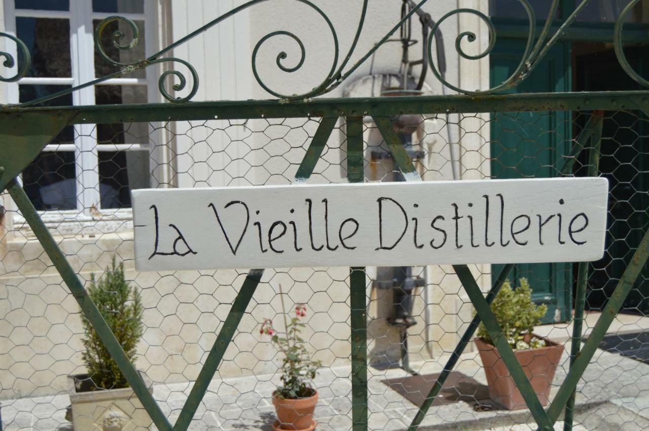 La Vieille Distillerie Le Tatre ภายนอก รูปภาพ